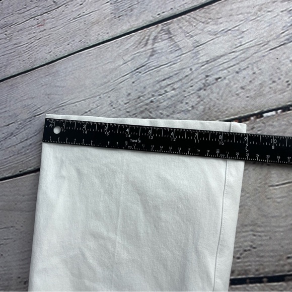 SPANX Flared‎ Pull-On Cropped Jeans Tummy Control Stretch Women’s Large White - Picture 11 of 12